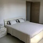Mare 4 سكاليا