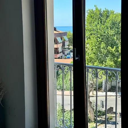 Mare 4 * Scalea