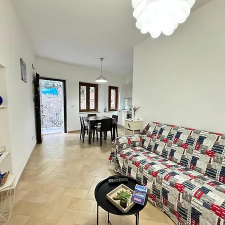 Mare 4 * Scalea