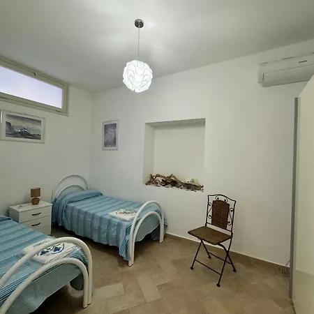 Mare 4 سكاليا